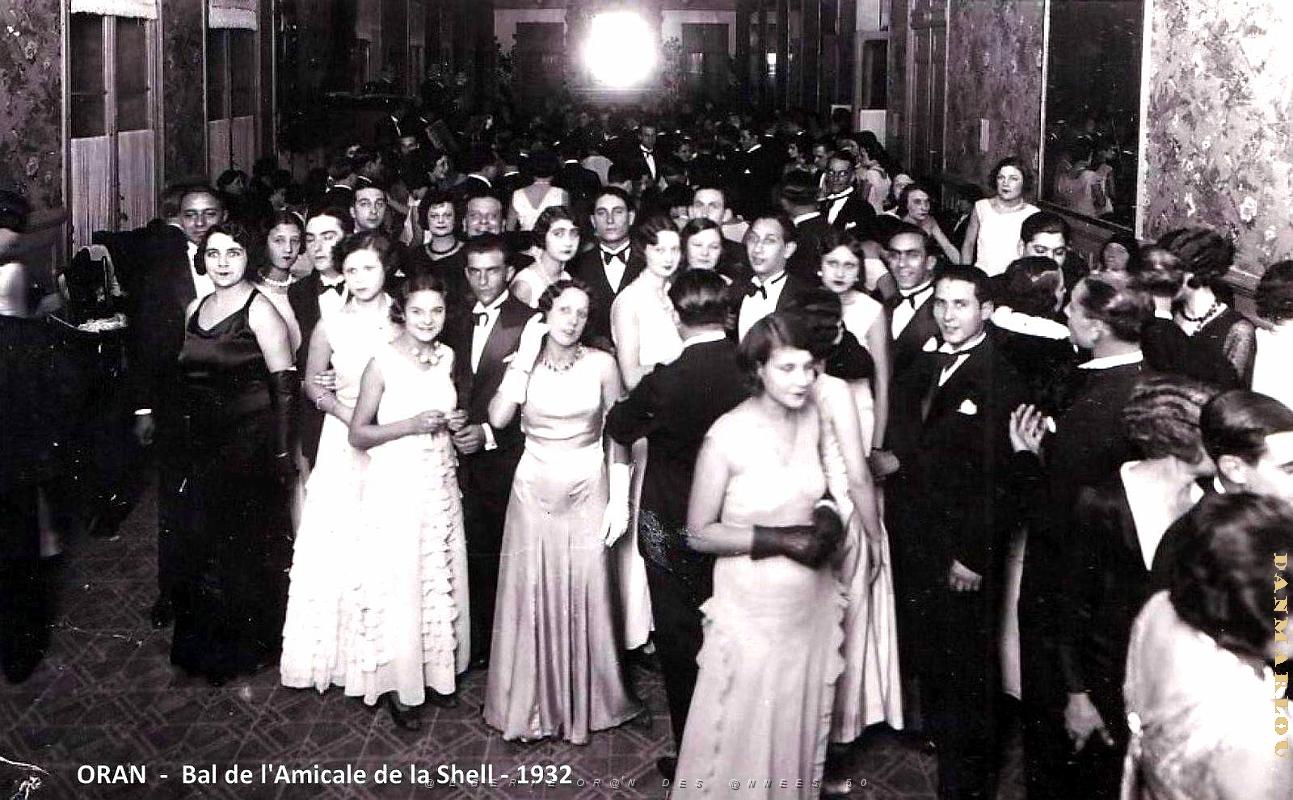 Oran - Bal de l'Amicale de la Shell - 1932.jpg